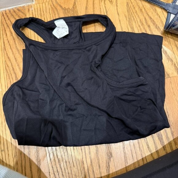 black tank top - Picture 1 of 2